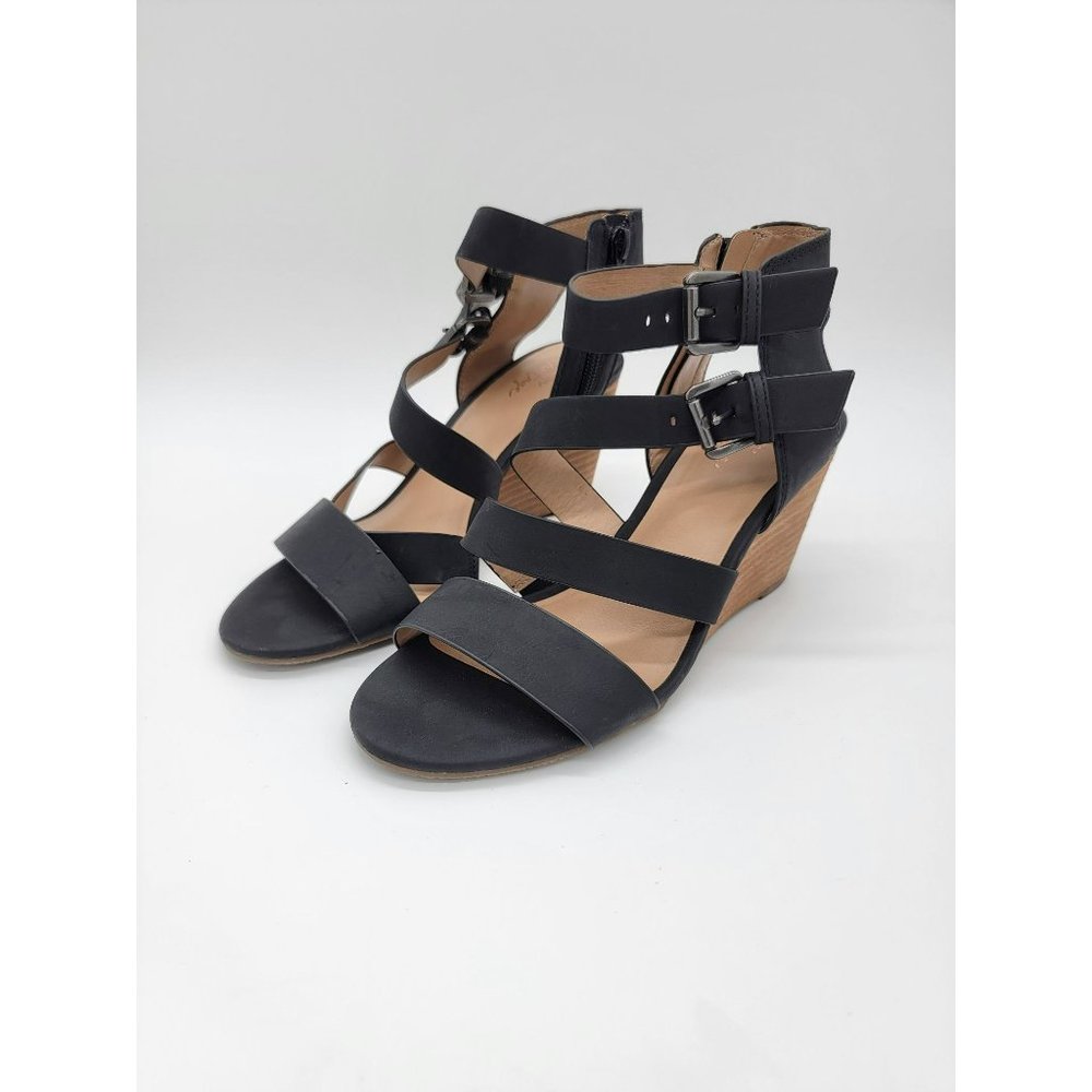 Crown Vintage Wedge Heels Womens Size 7 M Black